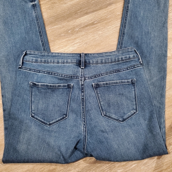 Old Navy Straight Leg - Picture 5 of 5